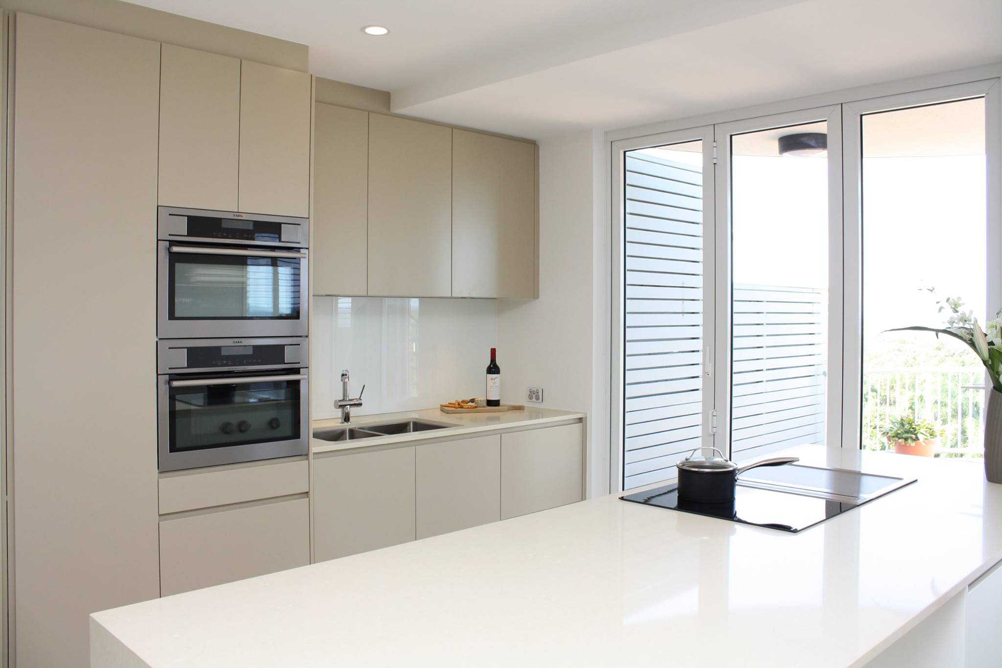 house renovations - minimal white kitchen